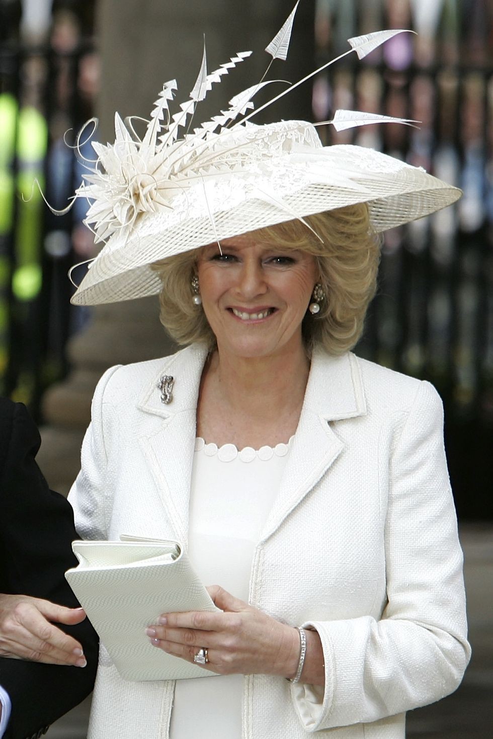 Hoàng gia Anh: Ngắm bộ sưu tập trâm cài áo xa xỉ của Hoàng hậu Camilla Hoàng gia Anh: Ngắm bộ sưu tập trâm cài áo xa xỉ của Hoàng hậu Camilla