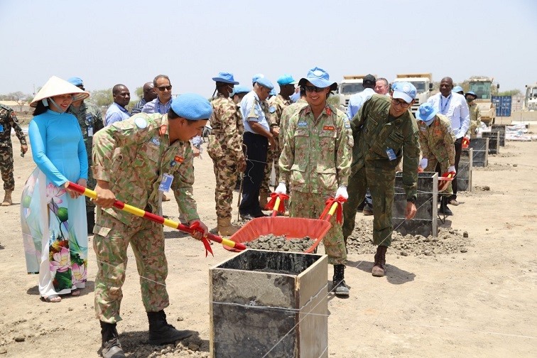 Doanh trại Thông minh của Đội Công binh Việt Nam ở Nam Sudan Doanh trại thông minh của Đội Công binh Việt Nam ở Nam Sudan