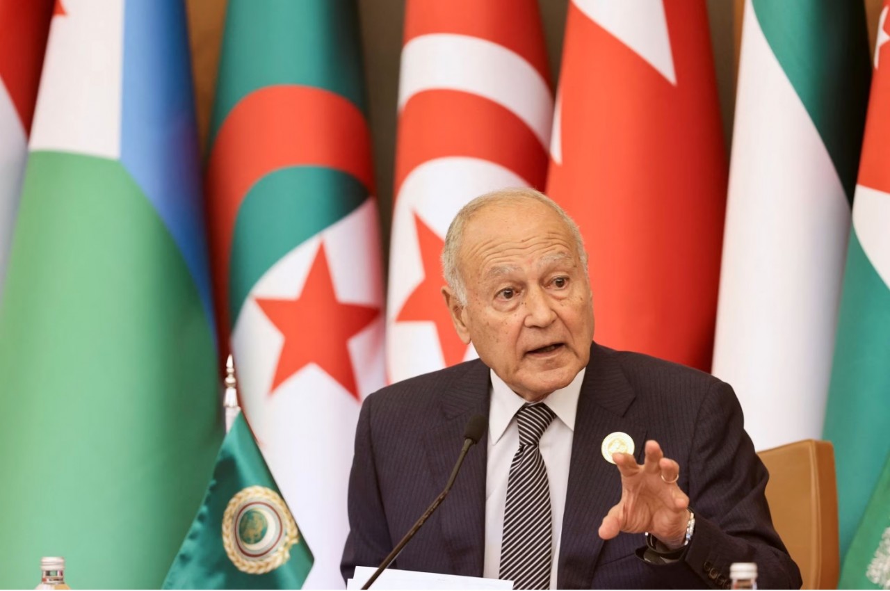 Khung cảnh hỗn loạn sau xung đột bạo lực tại Nhà thờ Hồi giáo Al-Aqsa