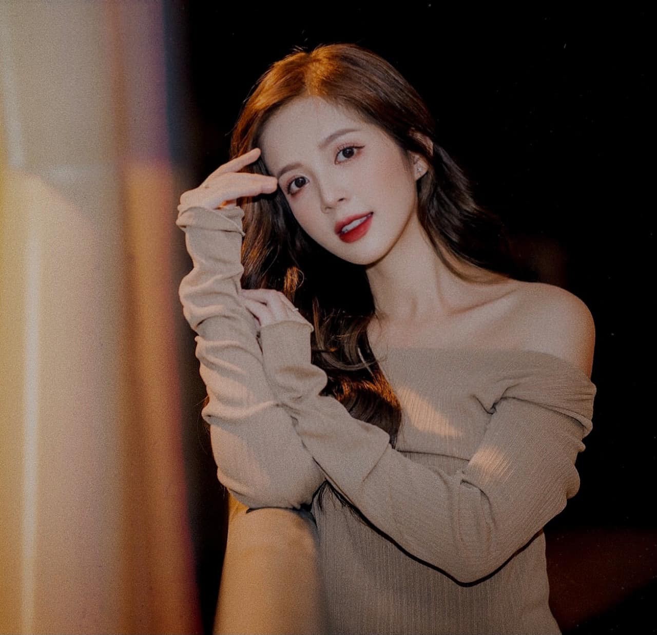 Nhan sắc diễn viên Ngọc Huyền