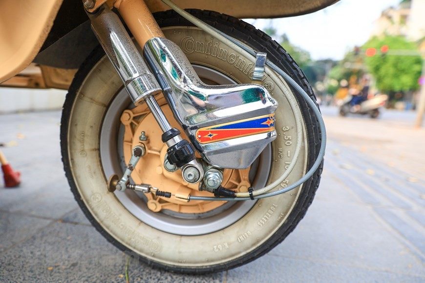 Cận cảnh mẫu xe cổ Lambretta hàng 'độc' của Italy ở Hà Nội được dân chơi xe săn lùng