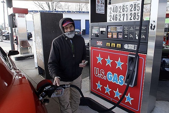 Giá xăng dầu hôm nay 8/4: Dữ liệu việc làm Mỹ sẽ tác động mạnh lên giá dầu