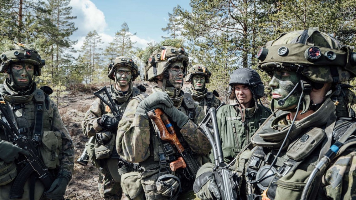 Chi tiêu quân sự toàn cầu 'đạt đỉnh' kể từ khi kết thúc Chiến tranh Lạnh