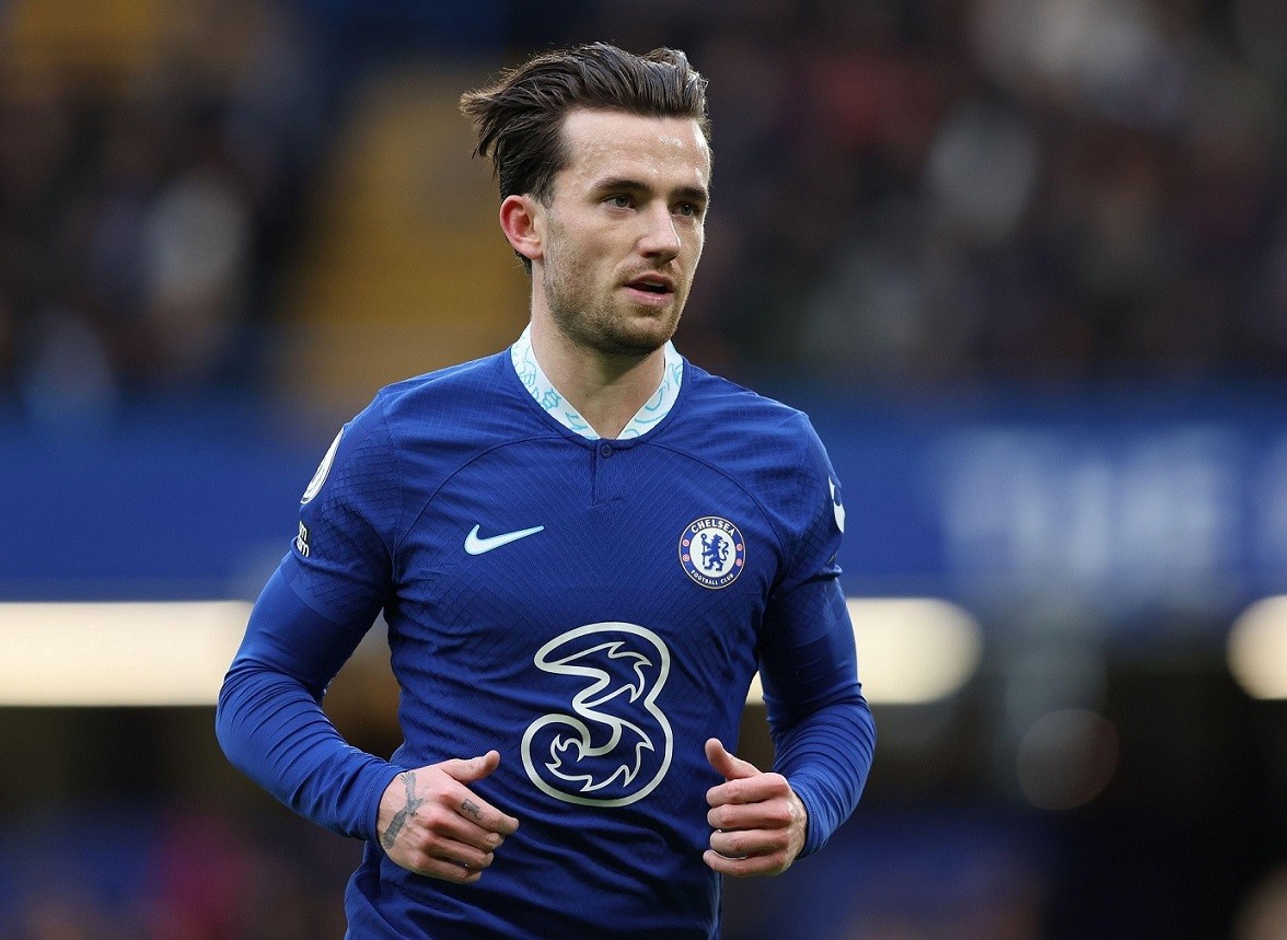 : Arsenal thương lượng mua Pepe; Chelsea gia hạn Ben Chilwell;