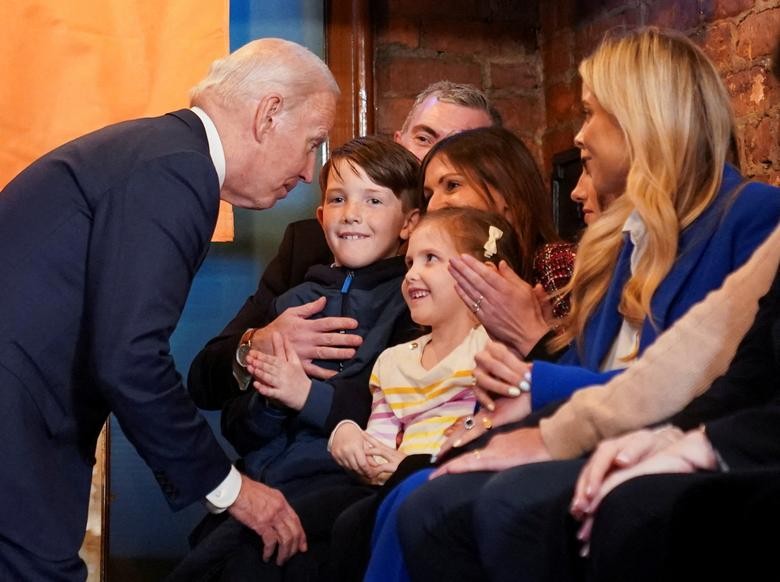Hành trình trở về quê hương Ireland của Tổng thống Mỹ Joe Biden Hành trình trở về quê hương Ireland của Tổng thống Mỹ Joe Biden
