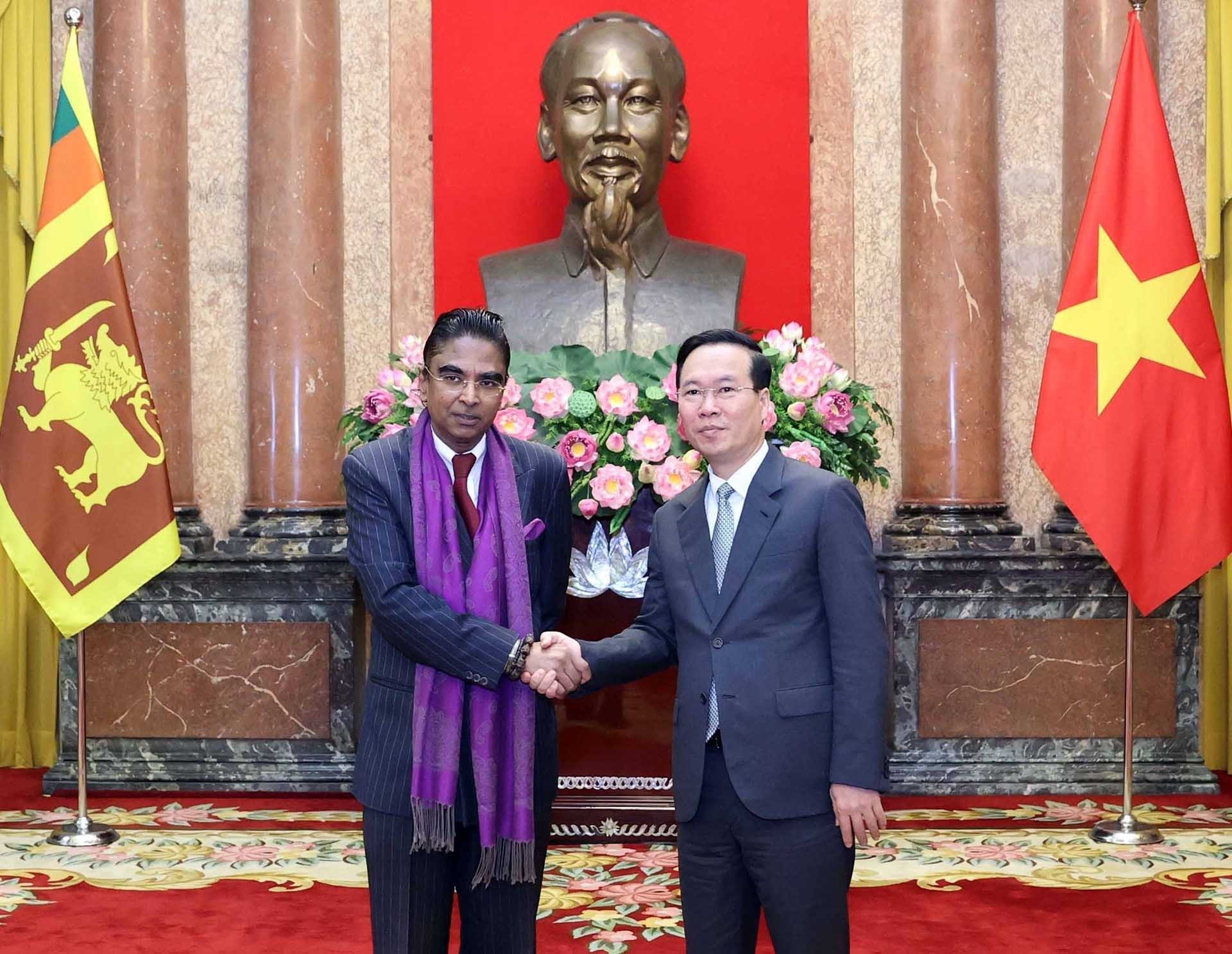 Chủ tịch nước Võ Văn Thưởng tiếp các Đại sứ trình quốc thư Chủ tịch nước Võ Văn Thưởng tiếp các Đại sứ trình quốc thư