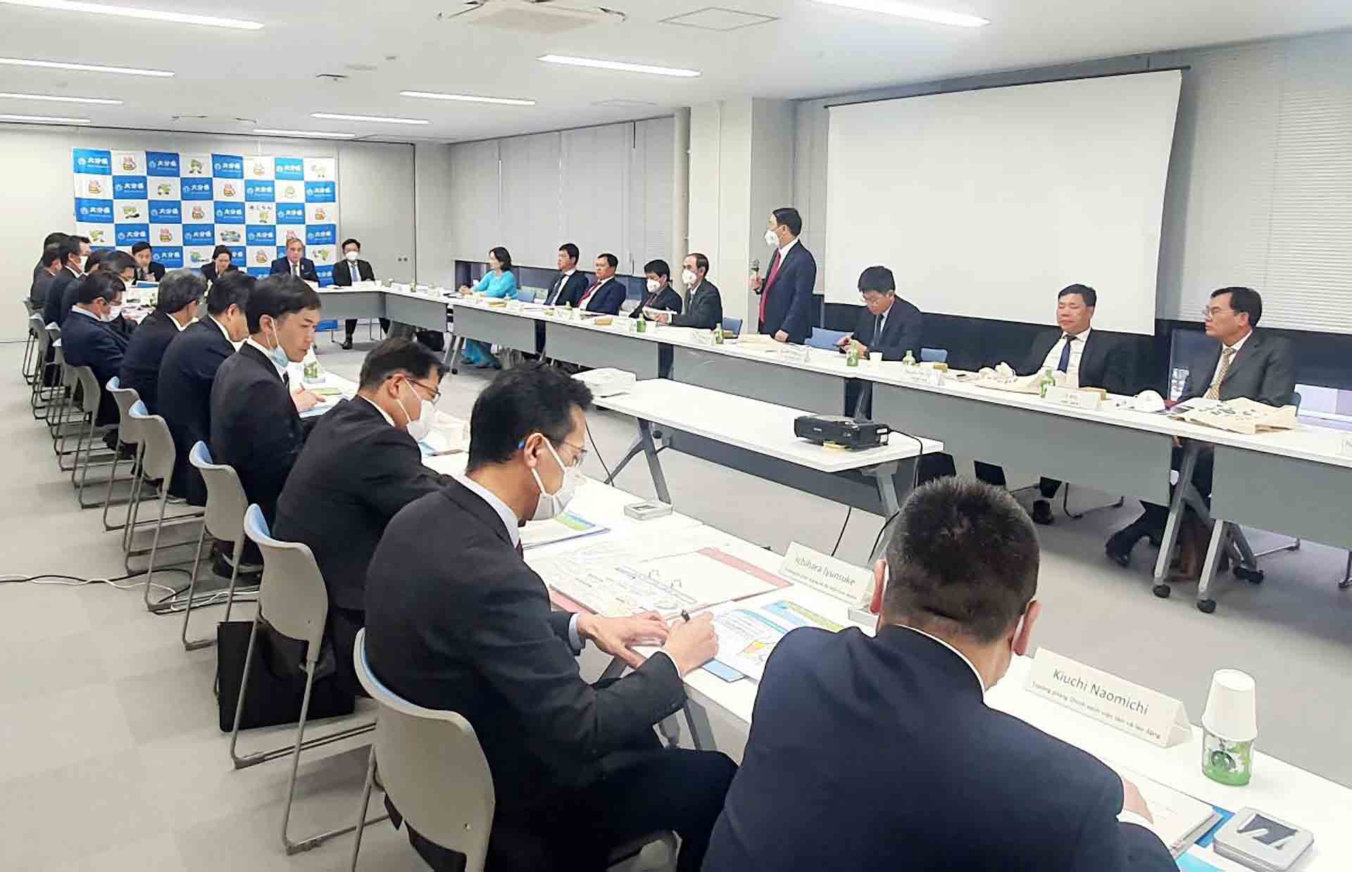 Tỉnh Quảng Ngãi ký kết biên bản ghi nhớ hợp tác trong lĩnh vực cung ứng nguồn nhân lực với tỉnh Oita, Nhật Bản