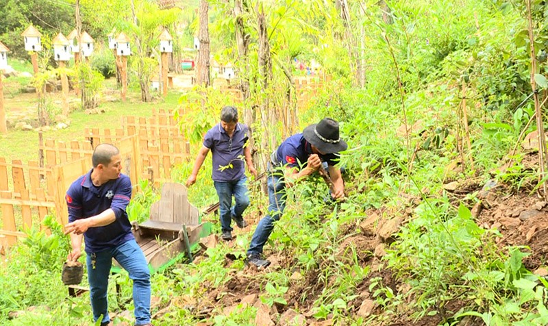 Gặp gỡ đoàn đua xe đạp tại Quần thể khu du lịch PINI