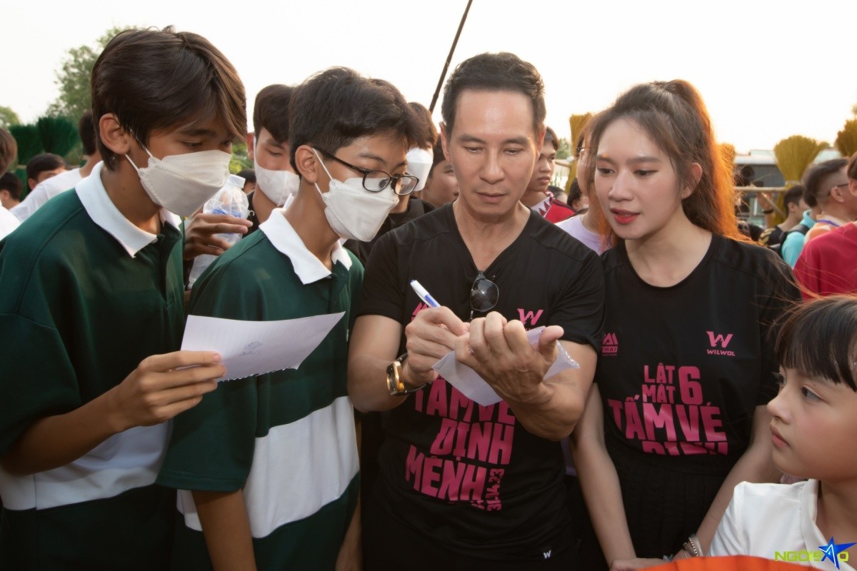 Đạo diễn Lý Hải