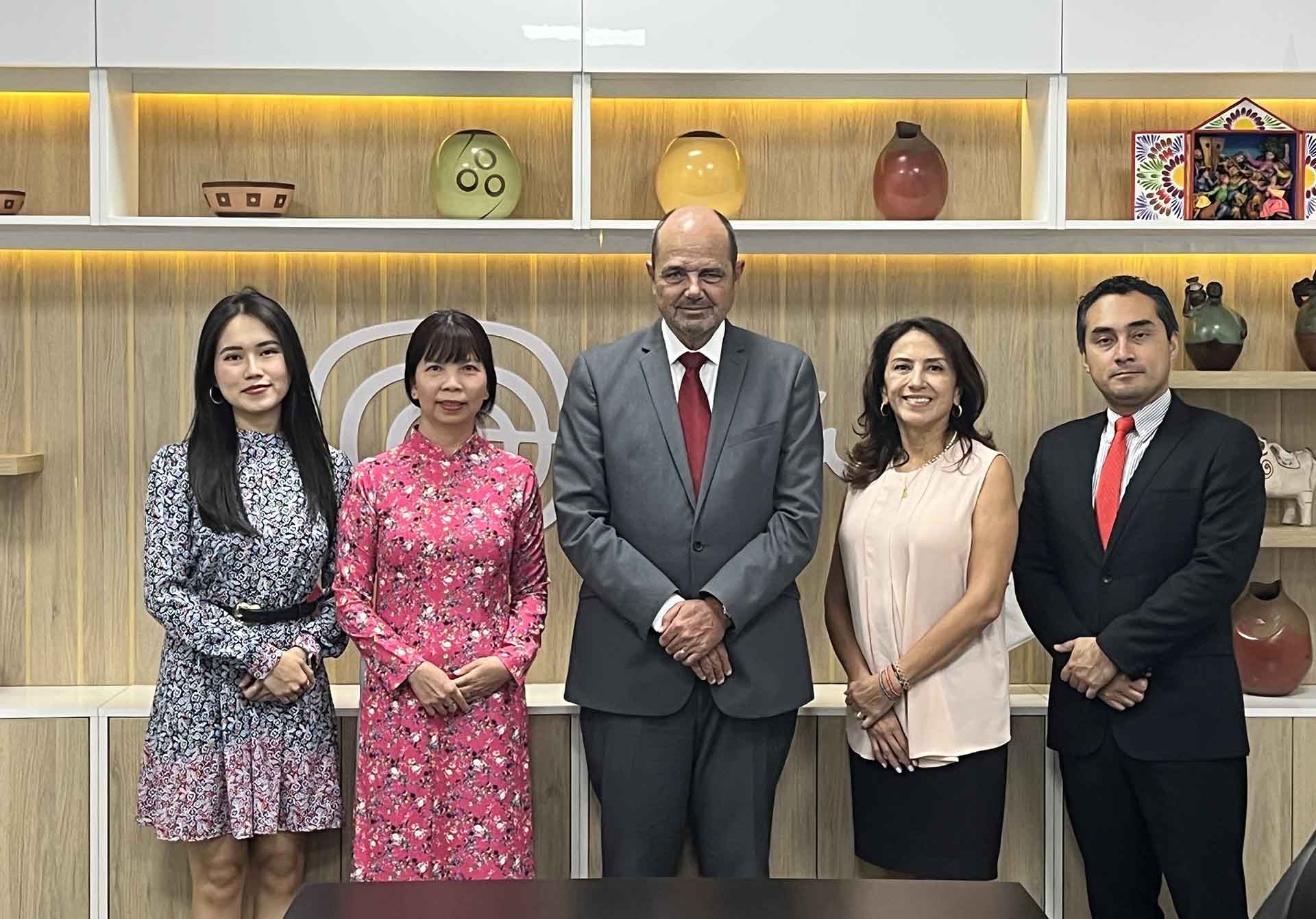 Tăng cường thúc đẩy quan hệ hữu nghị và hợp tác Việt Nam-Peru