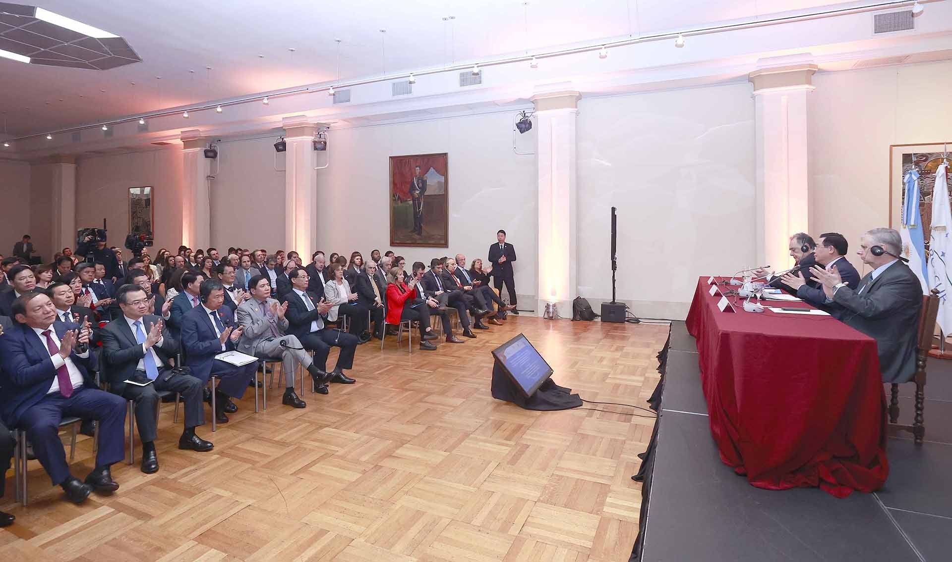 Toàn văn bài phát biểu của Chủ tịch Quốc hội tại sự kiện kỷ niệm '50 năm quan hệ ngoại giao Việt Nam-Argentina: Hiện tại và tương la'