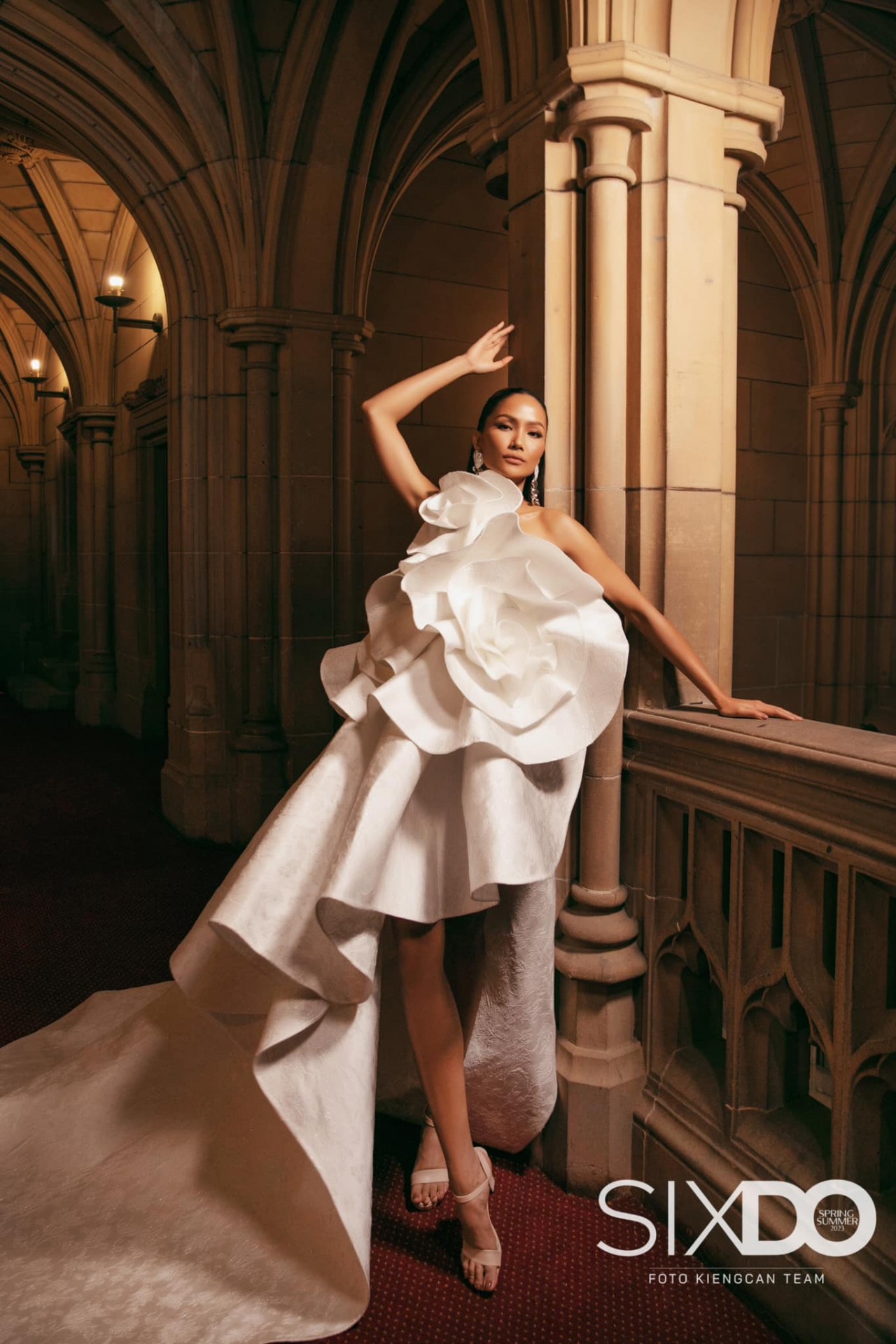 Hoa hậu H’Hen Niê