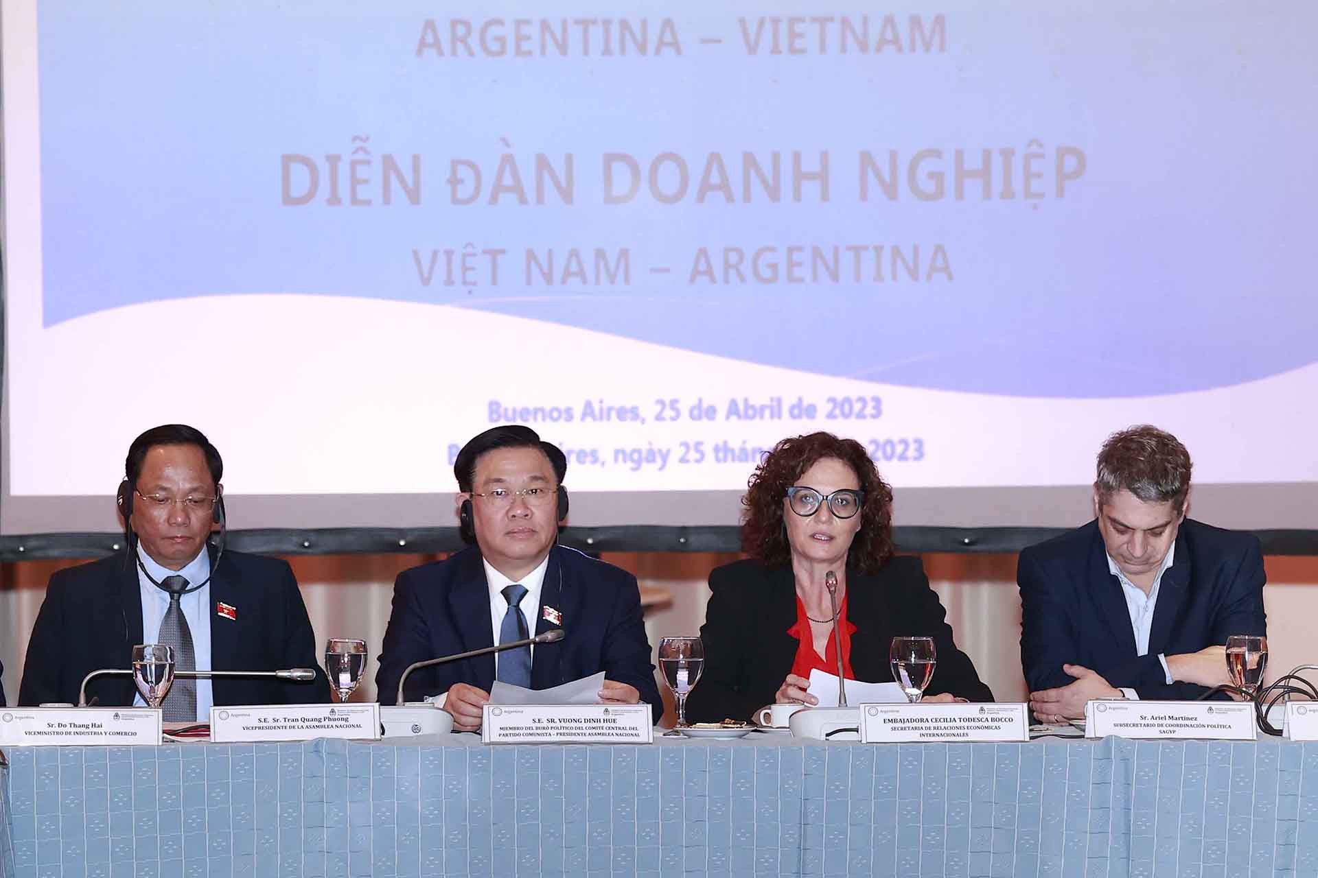 Diễn đàn doanh nghiệp Việt Nam-Argentina Diễn đàn doanh nghiệp Việt Nam-Argentina