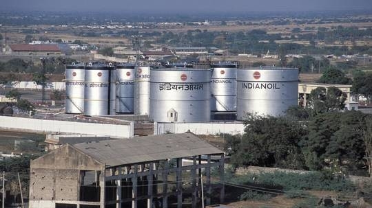 an do co dong thai moi ve lenh trung phat cua my vao dau nga tau moscow bat ngo quay xe khong cho hang sang new delhi