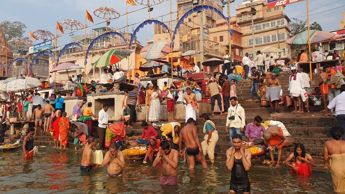 Varanasi: Thành phố linh thiêng bên bờ sông Hằng