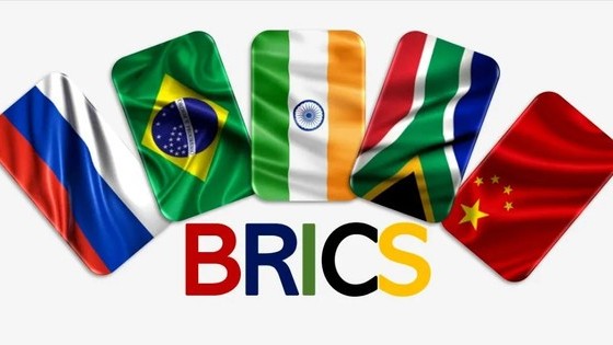 brics ap u du dinh moi mot cuoc chien tien te sap duoc cham ngoi