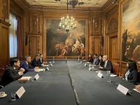 Trợ lý Bộ trưởng Nguyễn Minh Vũ làm việc với Học viện Luật quốc tế La Hay và Toà trọng tài thường trực