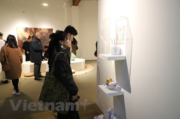 Trải nghiệm với quê hương của những nghệ sĩ gốc Việt tại Anh Trải nghiệm với quê hương của những nghệ sĩ gốc Việt tại Anh