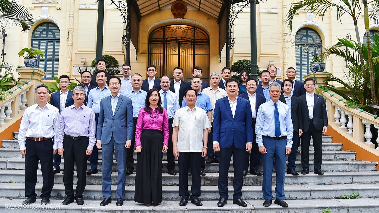 Bộ trưởng Ngoại giao Bùi Thanh Sơn giao 4 nhiệm vụ cho các Trưởng cơ quan đại diện Việt Nam ở nước ngoài nhiệm kỳ 2023-2026