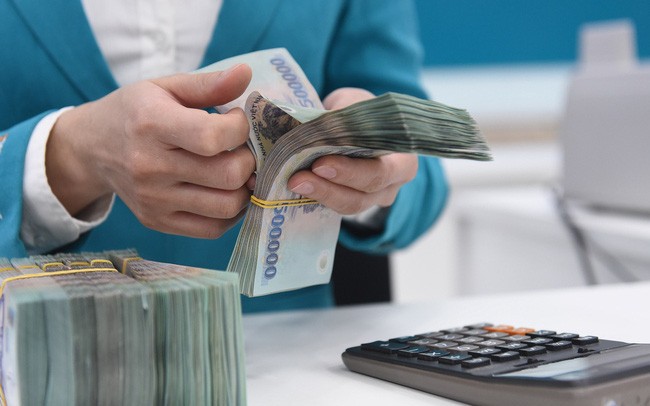 khi nao can bo cong chuc vien chuc va nld duoc tang luong truoc han