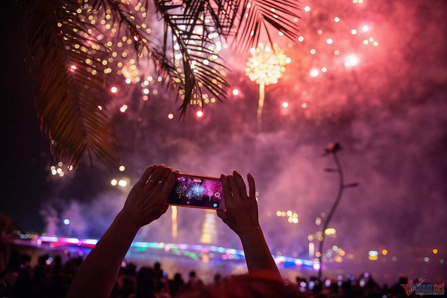 Phú Thọ: Màn pháo hoa rực rỡ đón chào ngày Giỗ Tổ Hùng Vương Phú Thọ: Màn pháo hoa rực rỡ đón chào ngày Giỗ Tổ Hùng Vương