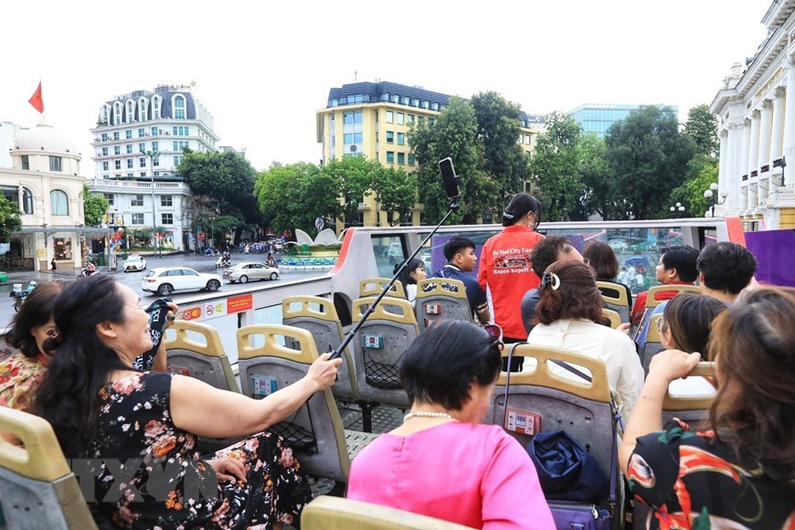 Hà Nội miễn phí dịch vụ xe buýt 2 tầng dịp nghỉ lễ Giỗ tổ Hùng vương và 30/4-1/5 Hà Nội miễn phí dịch vụ xe buýt 2 tầng dịp nghỉ lễ Giỗ Tổ Hùng Vương và 30/4-1/5