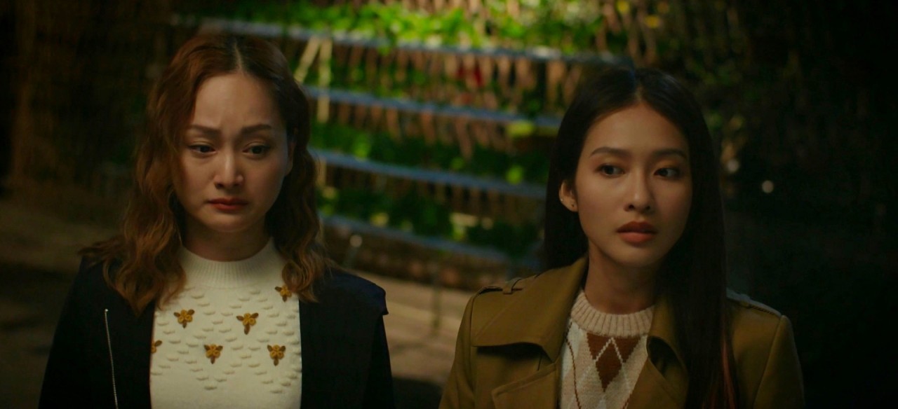 Vai tiểu tam trong 'Gia đình mình vui bất thình lình' khiến khán giả bức xúc Gia đình mình vui bất thình lình: Cộng đồng mạng phát sốt với lời thoại xúc động, ức chế về vai tiểu tam