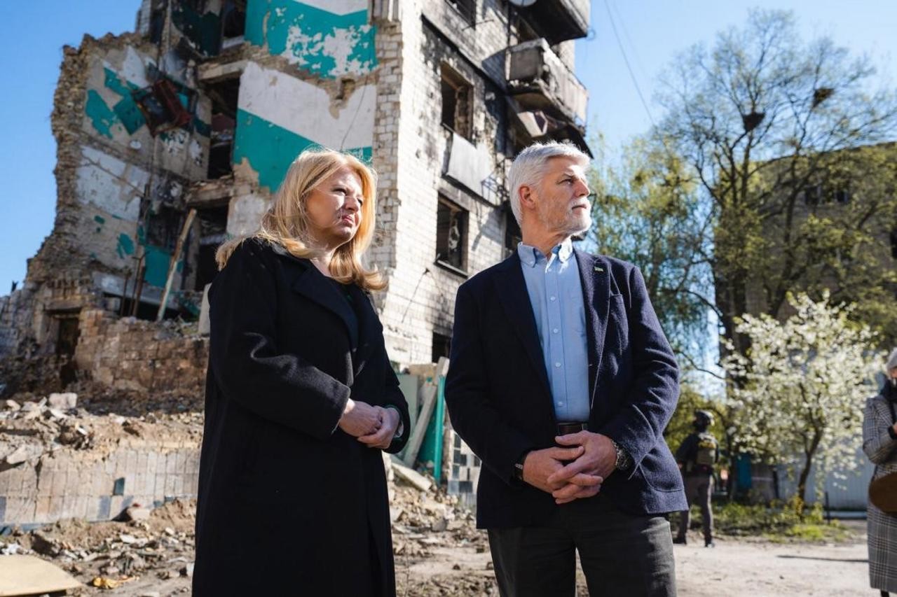 Tổng thống Czech và Slovakia bất ngờ cùng thăm chính thức Ukraine