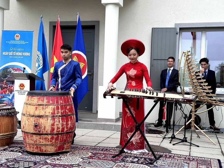 Lễ kỷ niệm ngày Giỗ tổ Hùng Vương tại Geneva, Thuỵ Sỹ Lễ kỷ niệm ngày Giỗ tổ Hùng Vương tại Geneva, Thuỵ Sỹ