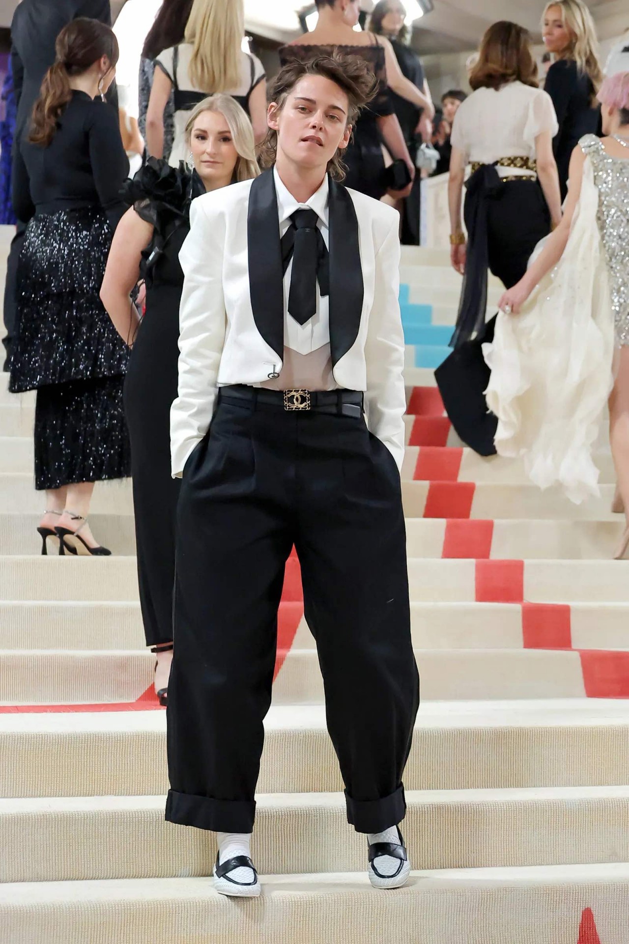 Thảm đỏ Met Gala 2023: Tôn vinh nhà thiết kế tài ba Karl Lagerfeld