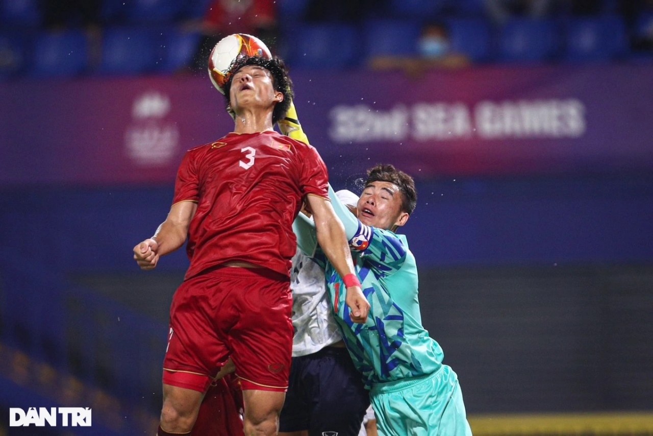 Cơ hội U22 Việt Nam vượt Thái Lan soán ngôi đầu bảng