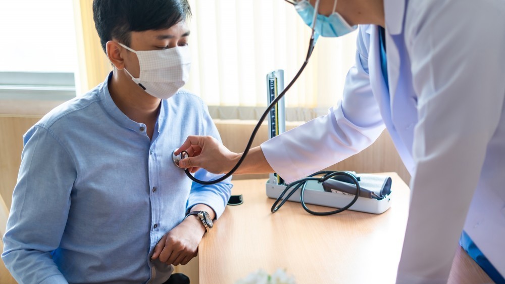 3 bộ phận trên cơ thể chuyển màu đen cảnh báo tình trạng sức khoẻ