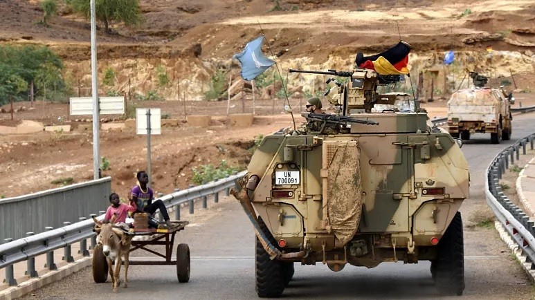 duc bat dau rut quan khoi mot quoc gia tay phi