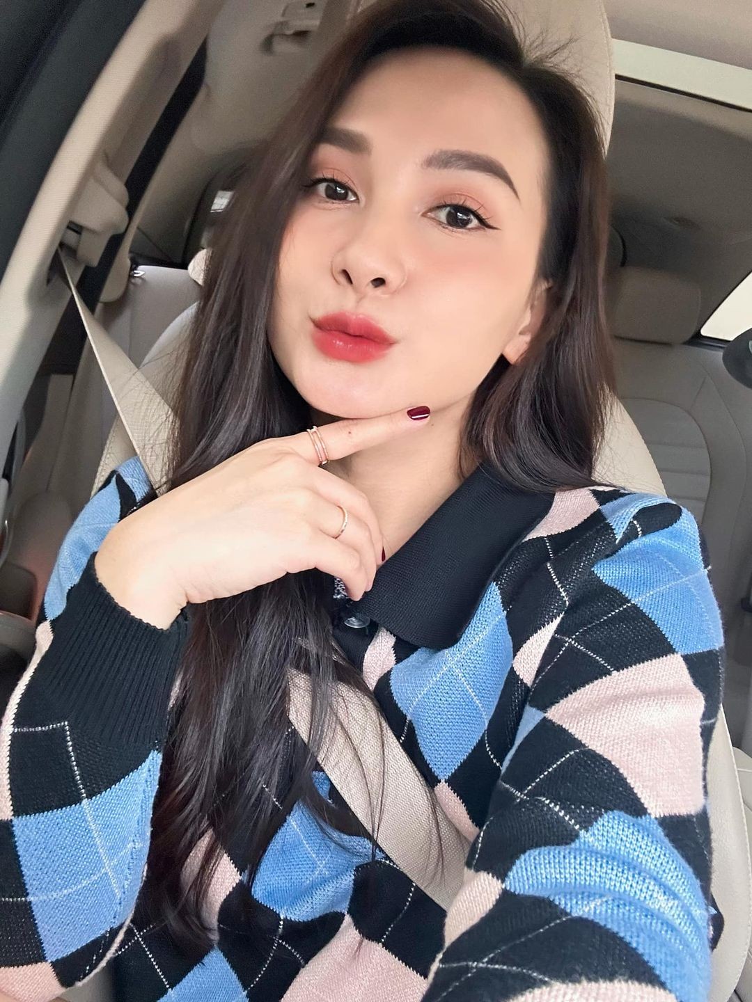 Sao Việt: Lý Nhã Kỳ