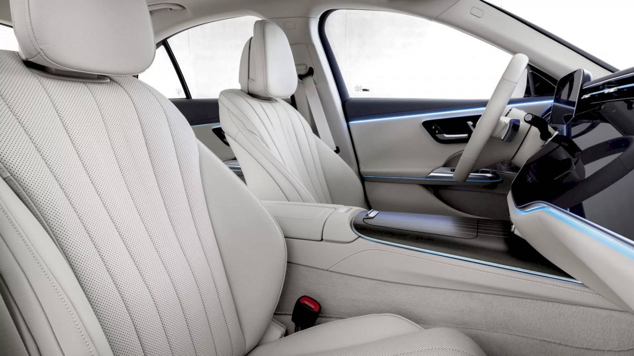 Cận cảnh chi tiết xe điện Mercedes-Benz E-Class 2024 Cận cảnh chi tiết xe điện Mercedes-Benz E-Class 2024