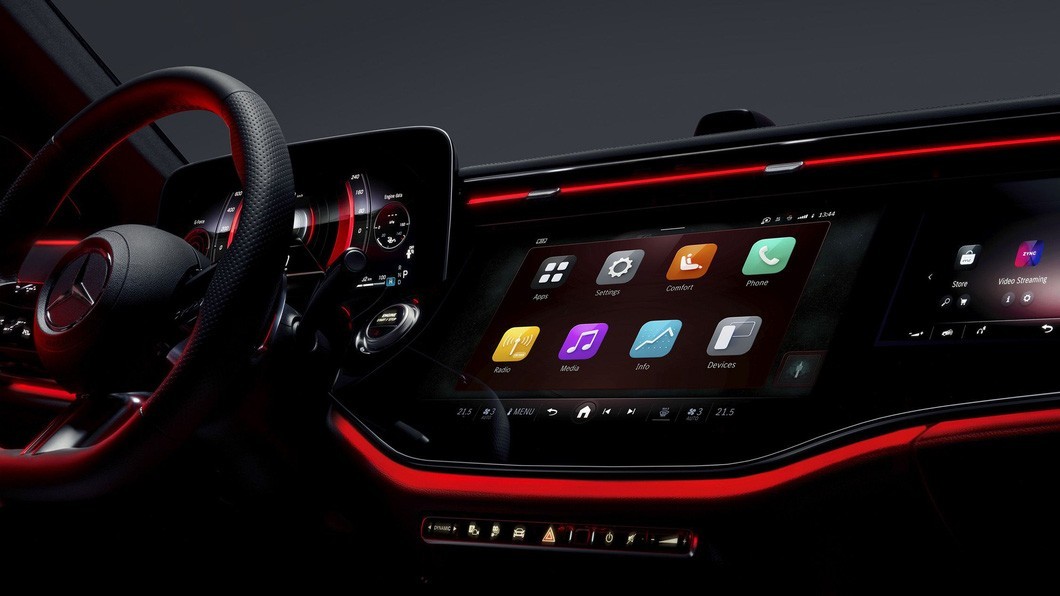 Cận cảnh chi tiết xe điện Mercedes-Benz E-Class 2024 Cận cảnh chi tiết xe điện Mercedes-Benz E-Class 2024