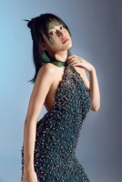 Hoàng Thùy Linh - See tình 'đốn tim' fan bởi vóc dáng nuột nà