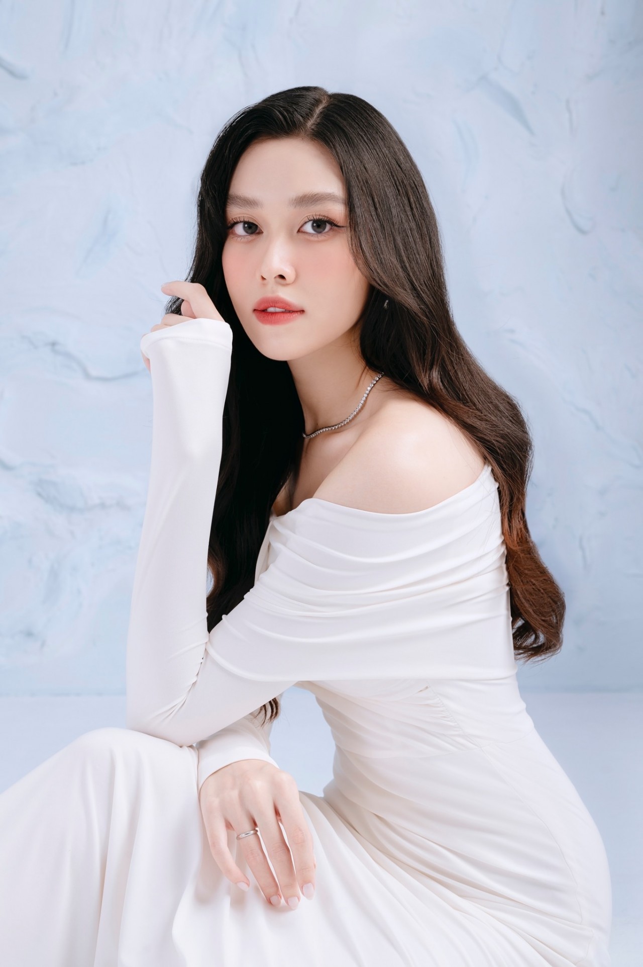 Á hậu Tường San đẹp xuất sắc trong...