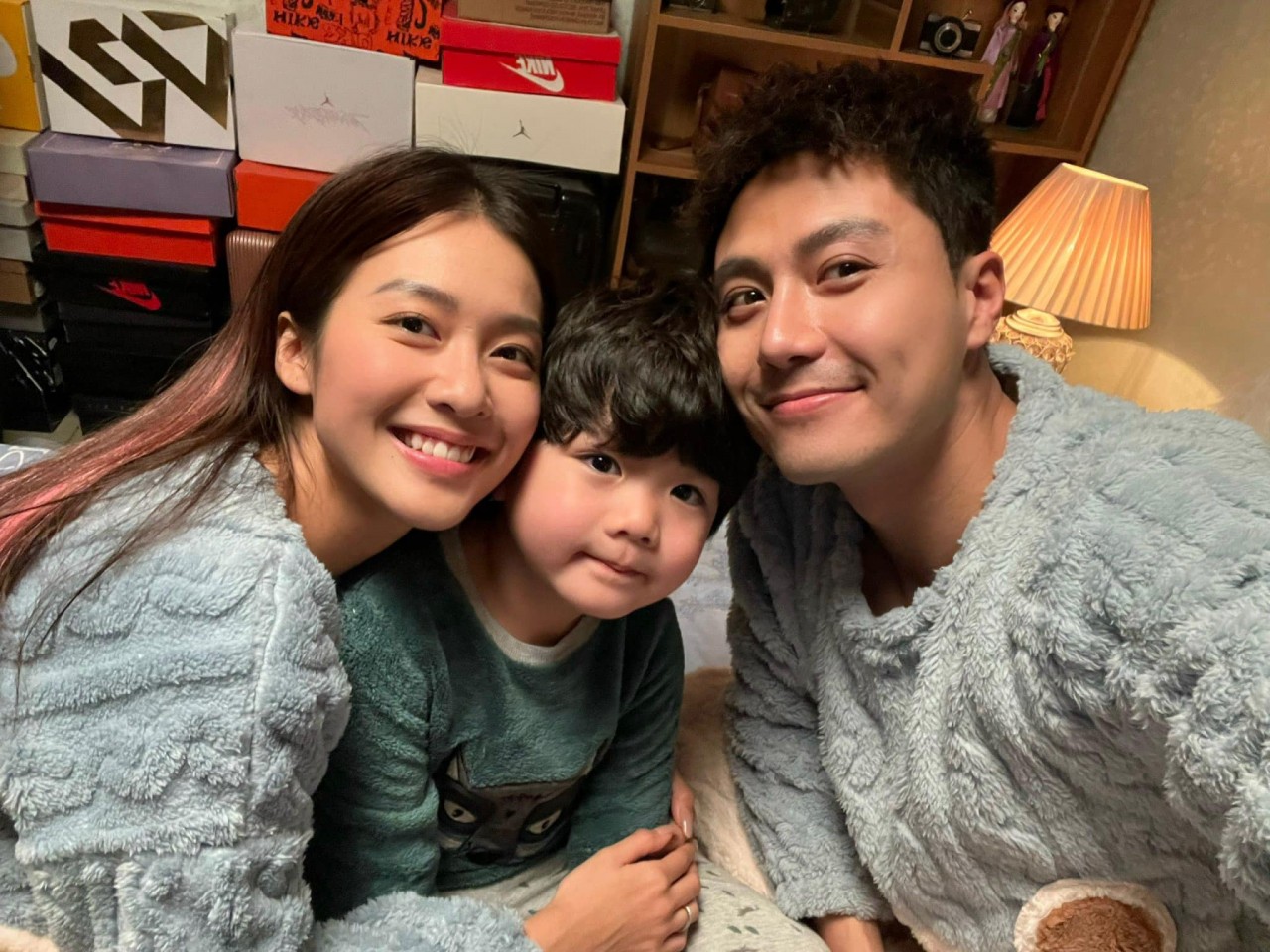 Soi hậu trường hài hước, đáng yêu phim Gia đình mình vui bất thình lình