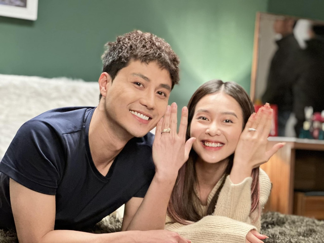 Soi hậu trường hài hước, đáng yêu phim Gia đình mình vui bất thình lình