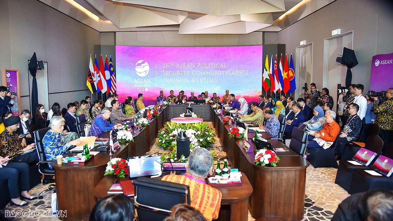 ASEAN 42: Bộ trưởng Ngoại giao Bùi Thanh Sơn dự Hội nghị Hội đồng Điều phối ASEAN lần thứ 33