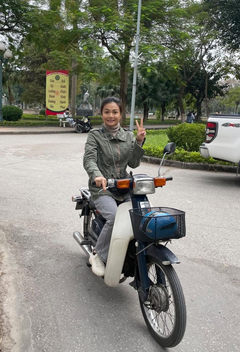 Soi hậu trường hài hước, đáng yêu phim Gia đình mình vui bất thình lình Soi hậu trường hài hước, đáng yêu phim Gia đình mình vui bất thình lình