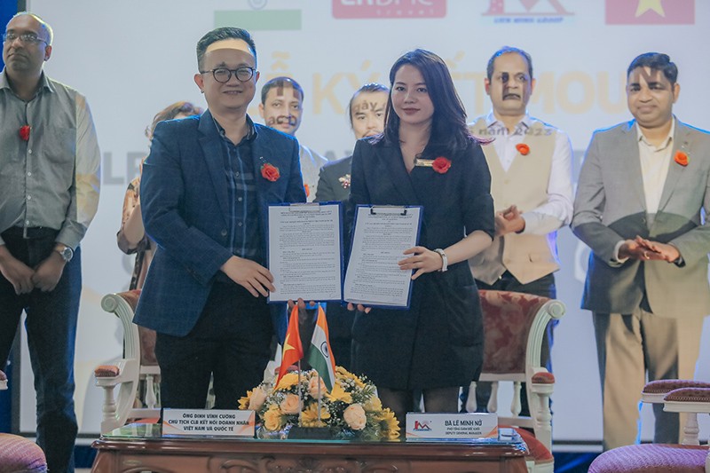 Du khách Ấn Độ tới Đà Lạt mang không khí mới cho du lịch của địa phương Du khách Ấn Độ tới Đà Lạt mang không khí mới cho du lịch của địa phương