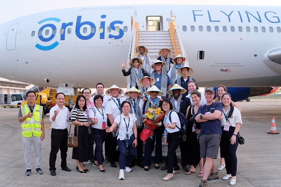 Đào tạo nâng cao năng lực cho cán bộ y tế chuyên ngành nhãn khoa tại Việt Nam