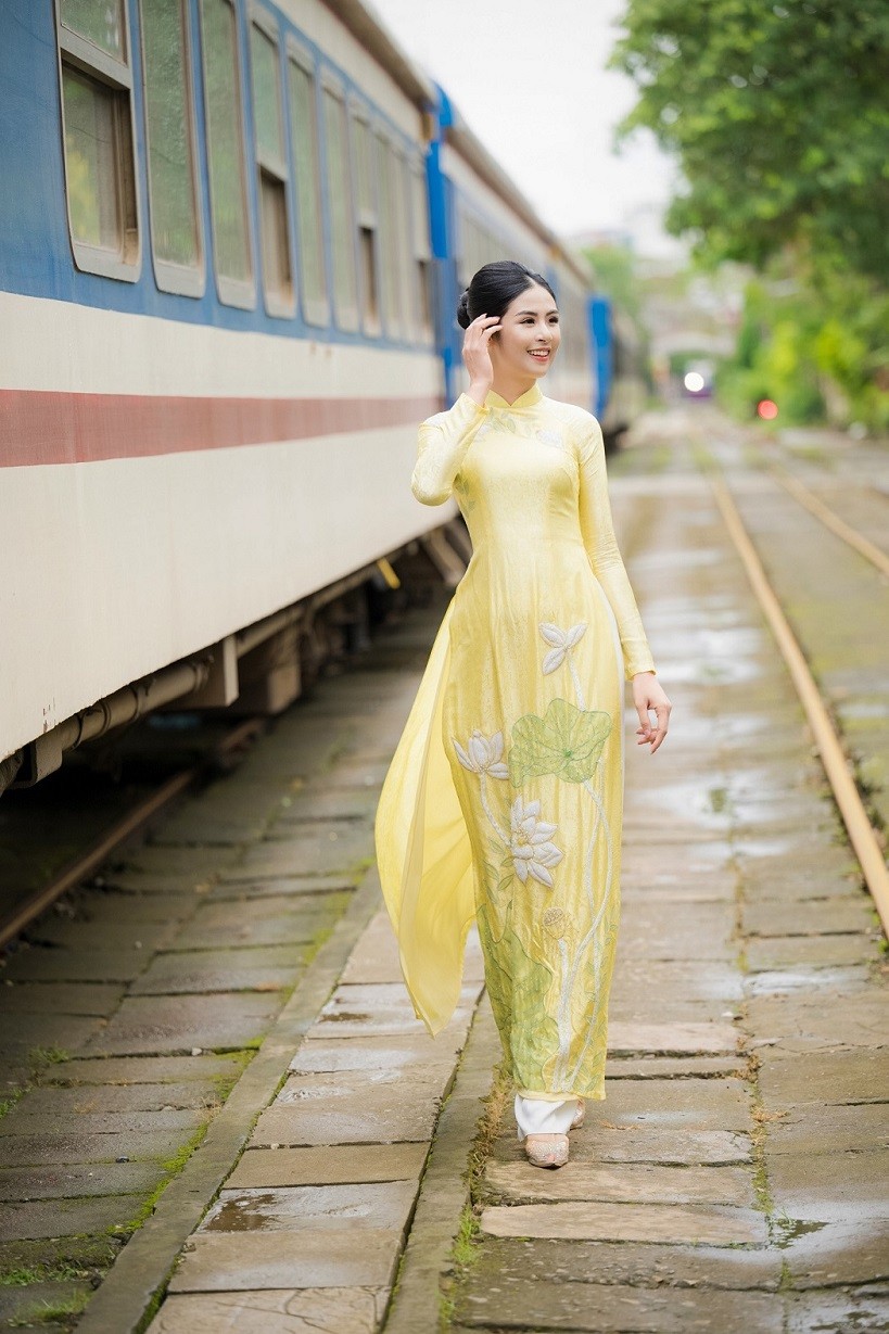 Hoa hậu Ngọc Hân và Hoa hậu Mai Phương Hoa hậu Ngọc Hân và Hoa hậu Mai Phương