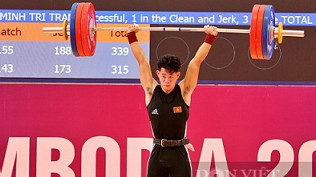 Giây phút xuất thần giúp vận động viên cử tạ Việt Nam phá kỷ lục SEA Games