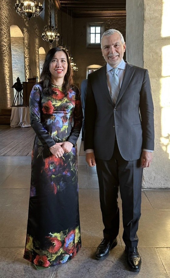 Thứ trưởng Lê Thị Thu Hằng tiếp xúc song phương tại Diễn đàn Bộ trưởng giữa EU và Khu vực Ấn Độ Dương – Thái Bình Dương