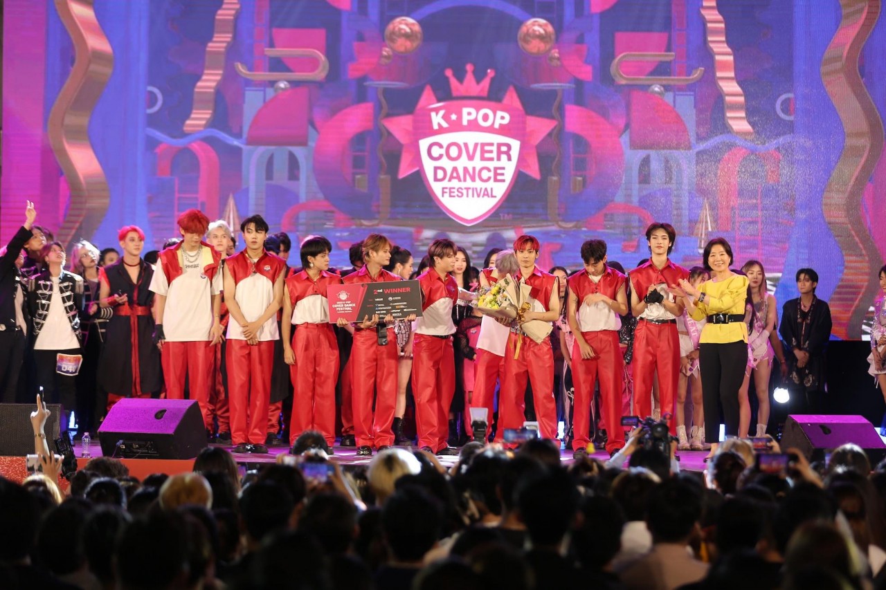 Lễ hội K-pop Lovers Festival 2023 thành công tốt đẹp Lễ hội K-pop Lovers Festival 2023 thành công tốt đẹp