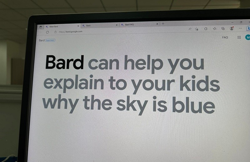 Người dùng Việt có thể dùng thử chatbot AI của Google Người dùng Việt có thể dùng thử chatbot AI của Google