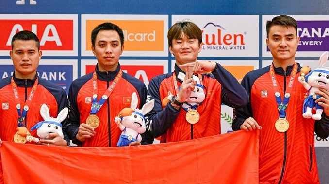 SEA Games 32: Đoàn thể thao Việt Nam vững vàng vị trí dẫn đầu; Indonesia hoàn thành chỉ tiêu HCV